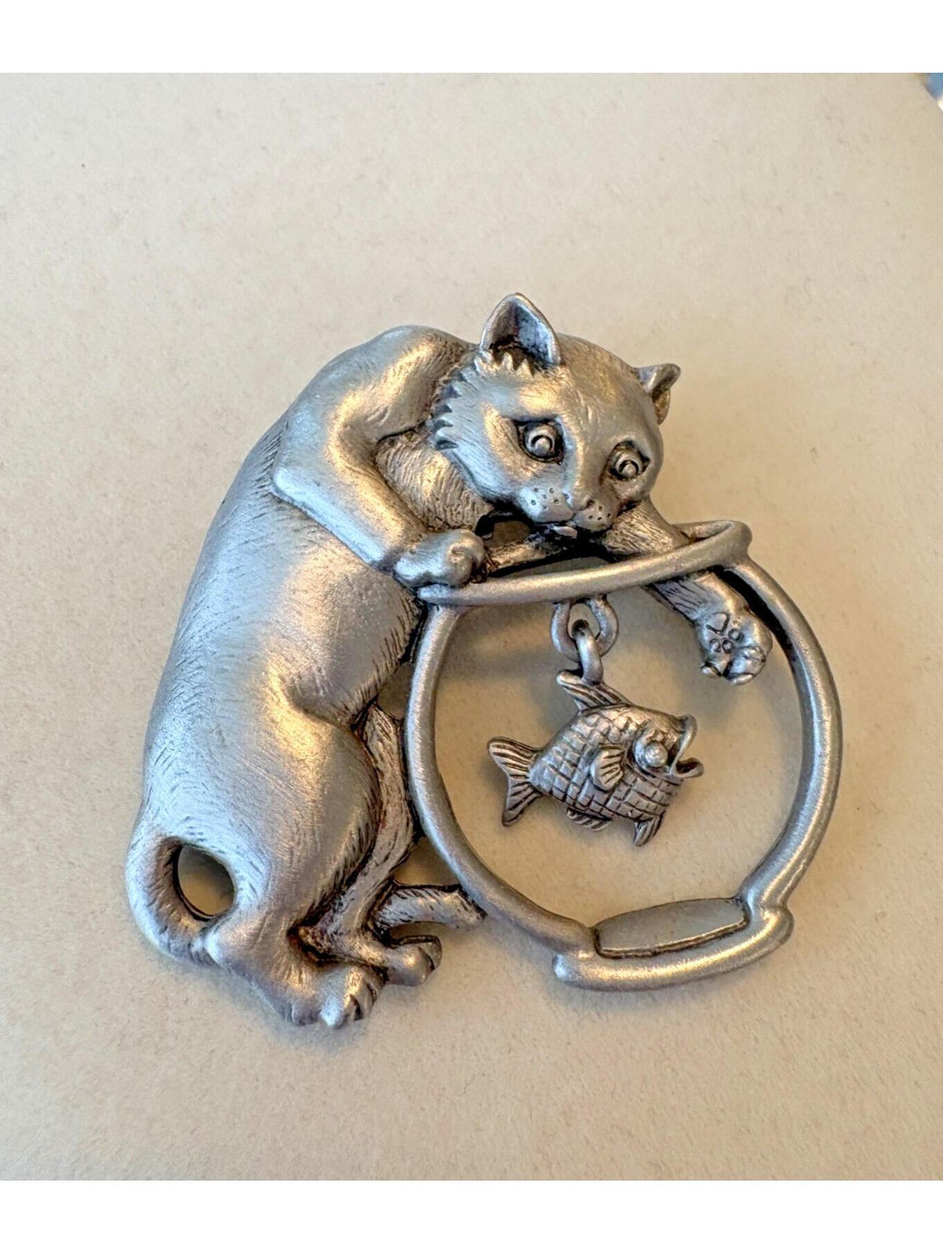 Vintage Jj Jonette Pewter Tone Cat & Fish In Fishbowl 2